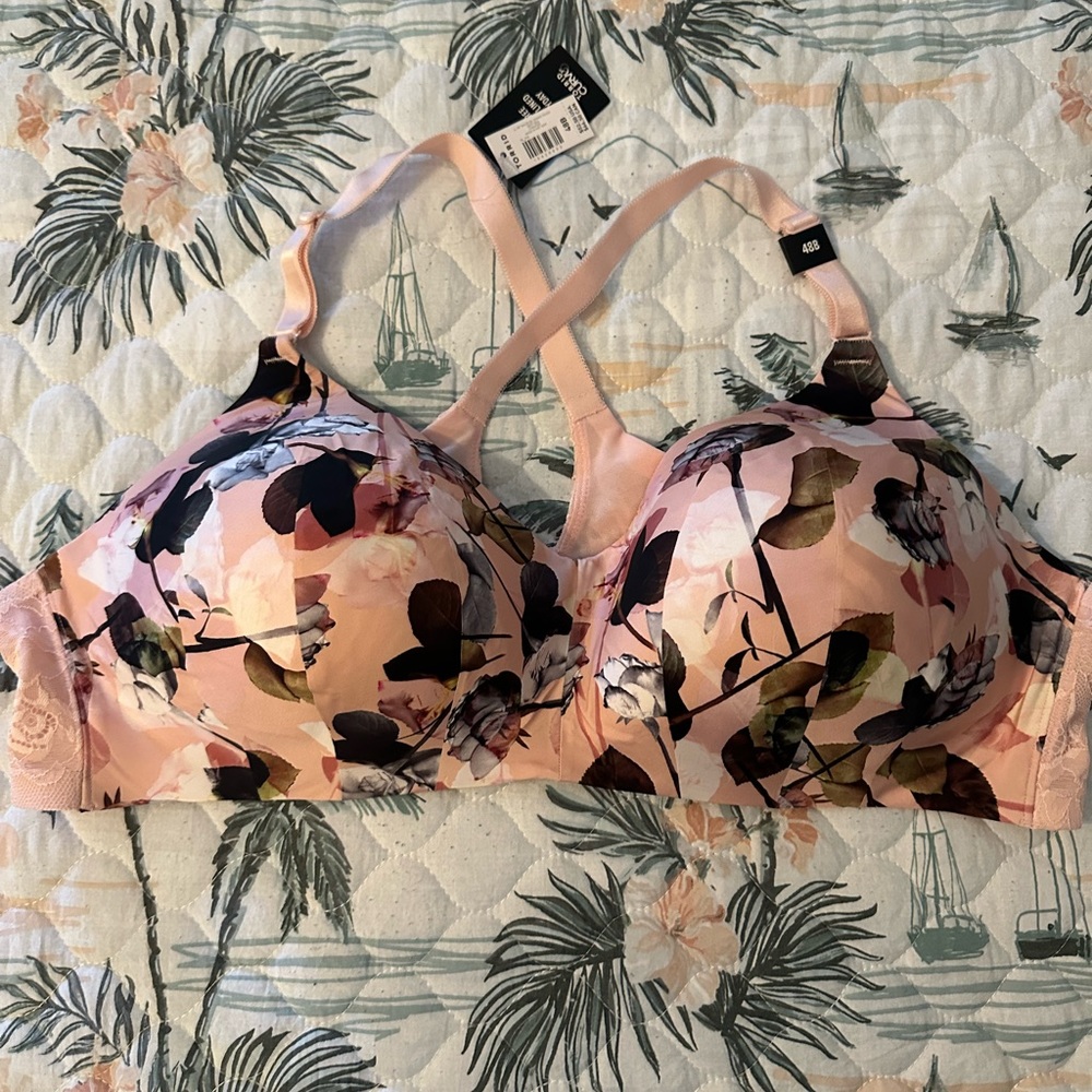 Torrid Wire Free Bra NWT
